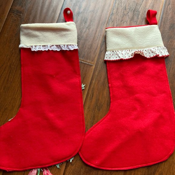 Two Handcrafted Vintage Christmas Stockings - Picture 4 of 4